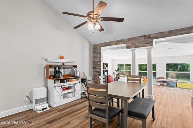 8251 PEPPERWOOD Drive, Jacksonville, FL 32244