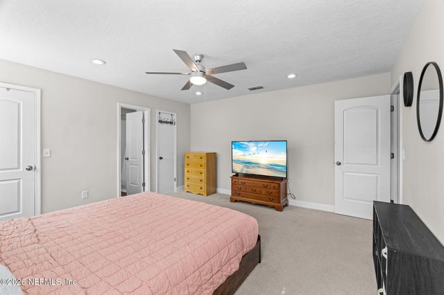 8251 PEPPERWOOD Drive, Jacksonville, FL 32244