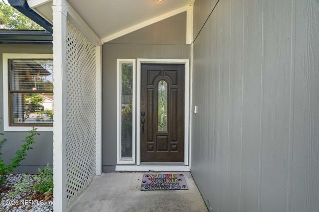 8251 PEPPERWOOD Drive, Jacksonville, FL 32244