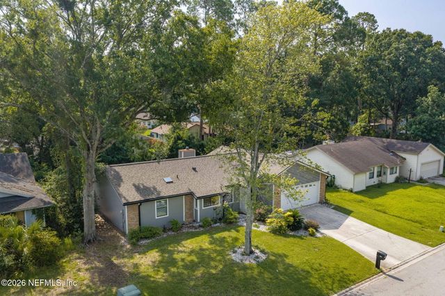8251 PEPPERWOOD Drive, Jacksonville, FL 32244