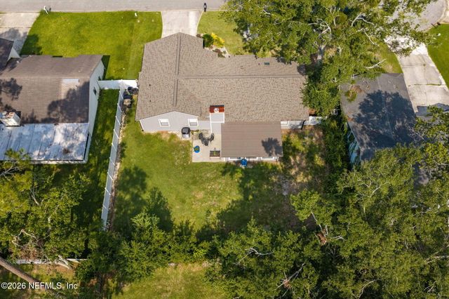 8251 PEPPERWOOD Drive, Jacksonville, FL 32244