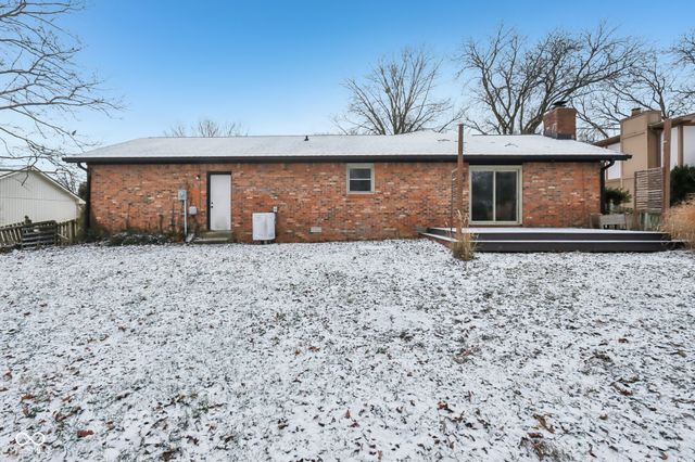 8402 Tanager Lane, Indianapolis, IN 46256