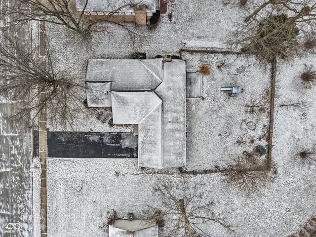 8402 Tanager Lane, Indianapolis, IN 46256