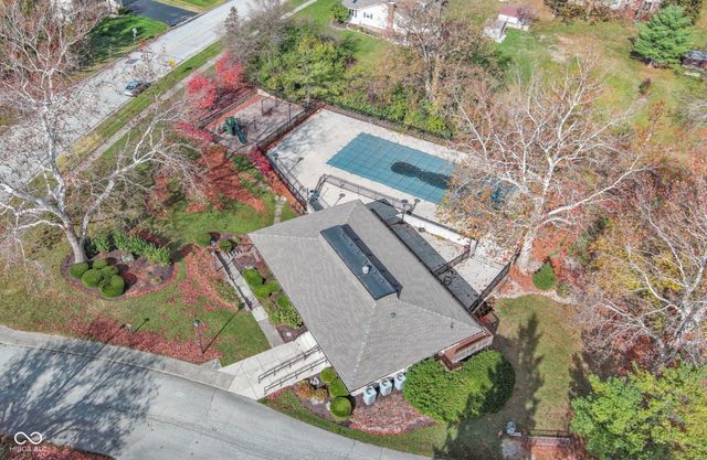 8402 Tanager Lane, Indianapolis, IN 46256