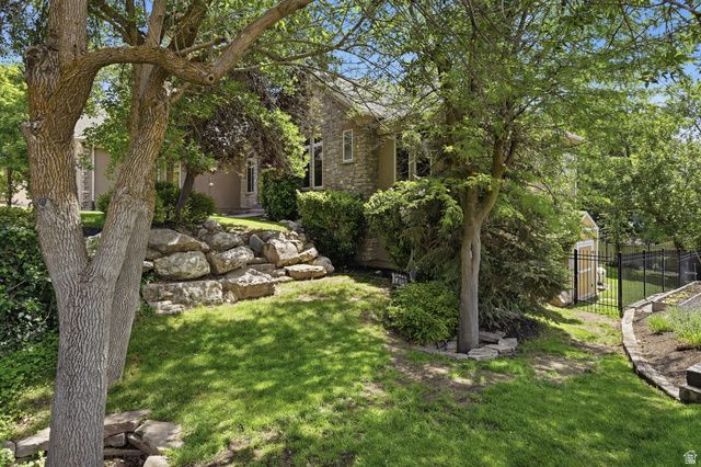 4188 S LYNNE LN, Holladay, UT 84124