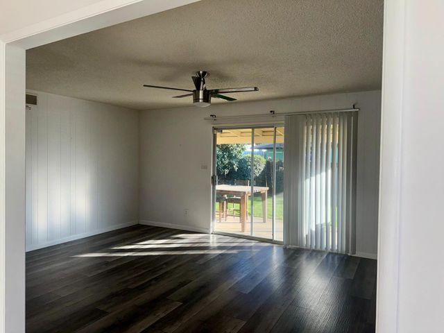 2617 W Sussex Way, Fresno, CA 93705