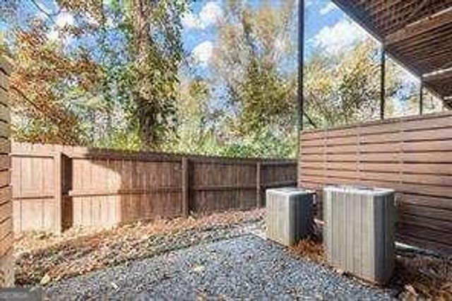 2333 Mason Drive D26, Atlanta, GA 30316