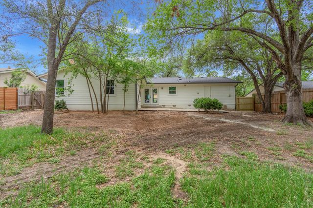 6807 Roanoke DR, Austin, TX 78723