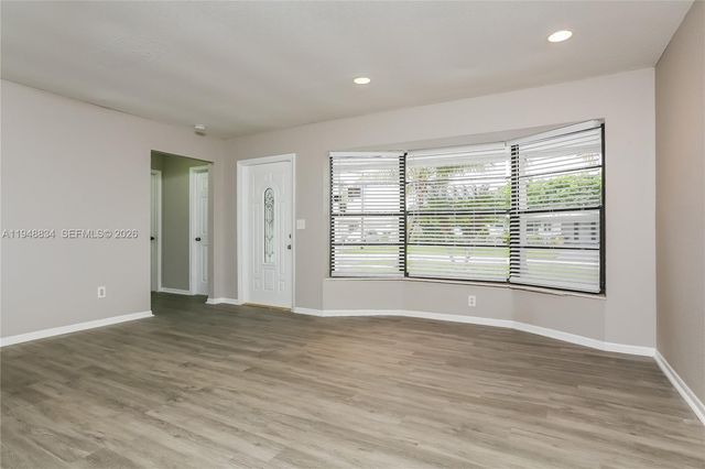 5011 NW 17th St 0, Lauderhill, FL 33313