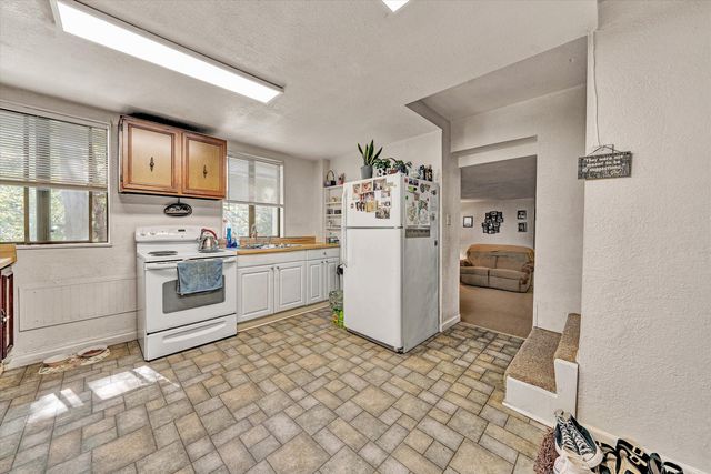 897 Dellwood RD, Salem, VA 24153