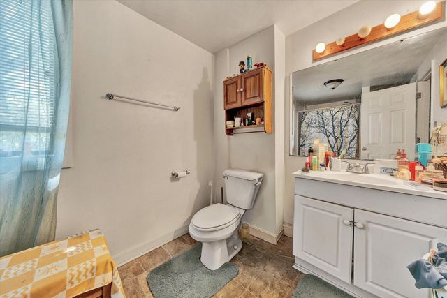 897 Dellwood RD, Salem, VA 24153
