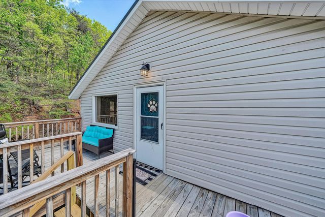 897 Dellwood RD, Salem, VA 24153