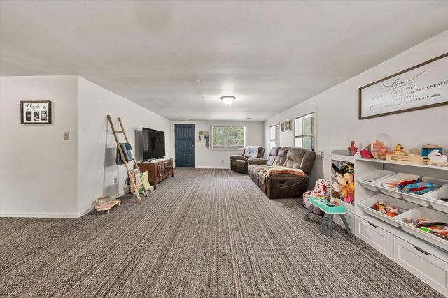 897 Dellwood RD, Salem, VA 24153