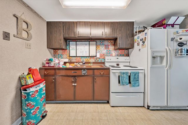 897 Dellwood RD, Salem, VA 24153