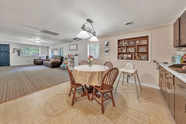 897 Dellwood RD, Salem, VA 24153