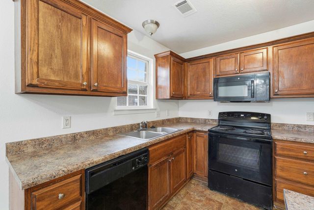 24 Donna Kay Drive, Greenbrier, AR 72058