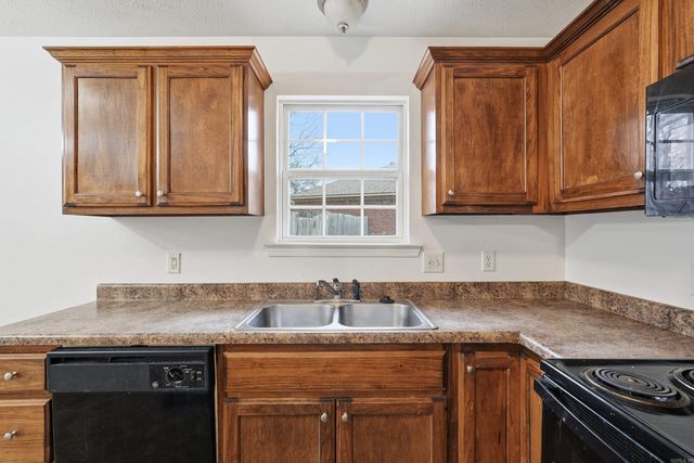 24 Donna Kay Drive, Greenbrier, AR 72058