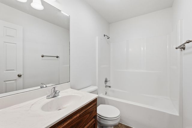 24 Donna Kay Drive, Greenbrier, AR 72058