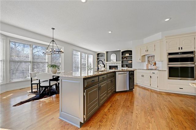 11903 Noland Street, Overland Park, KS 66213