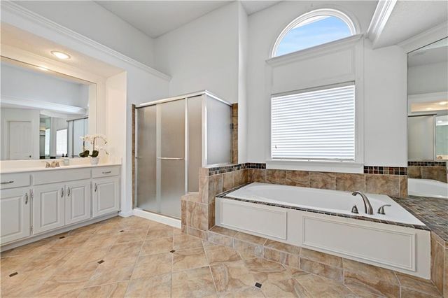 11903 Noland Street, Overland Park, KS 66213