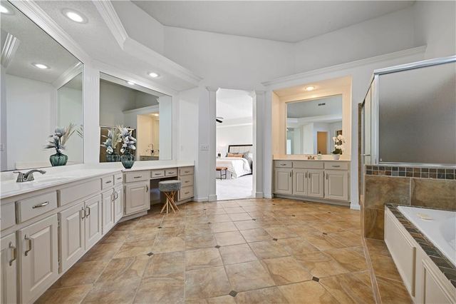 11903 Noland Street, Overland Park, KS 66213