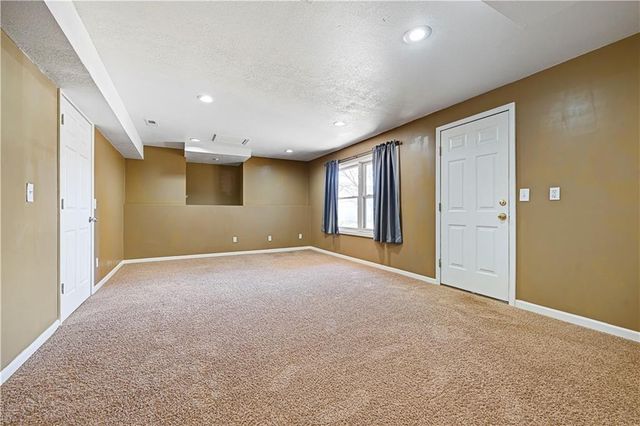 11903 Noland Street, Overland Park, KS 66213