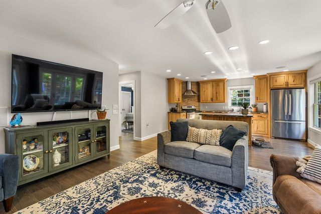 6252 MAPLE, Egg Harbor, WI 54209