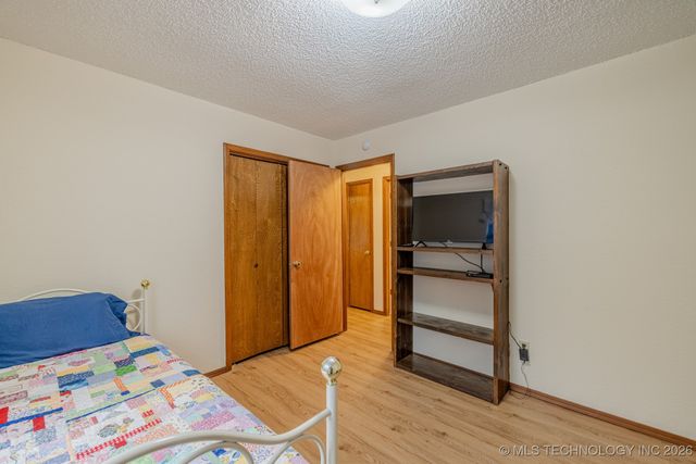 1544 N Lakeview Avenue, Mannford, OK 74044