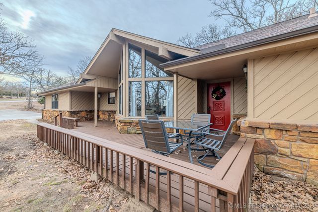 1544 N Lakeview Avenue, Mannford, OK 74044