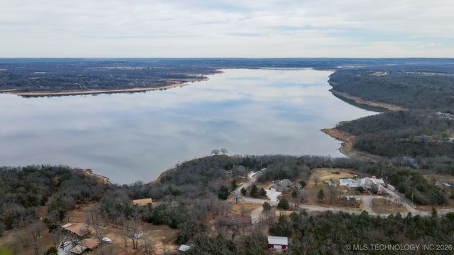 1544 N Lakeview Avenue, Mannford, OK 74044