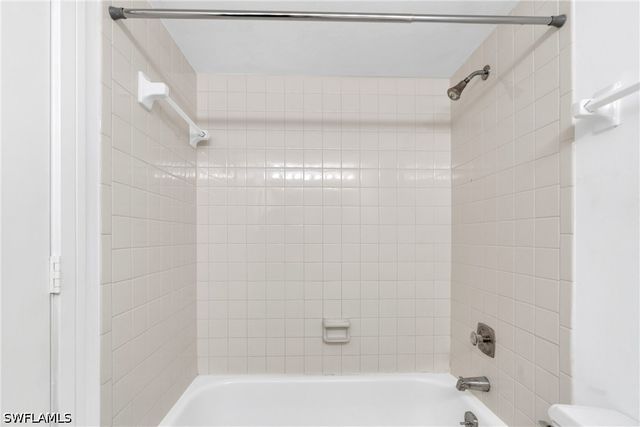 910 Vanderbilt Beach RD 315, Naples, FL 34108