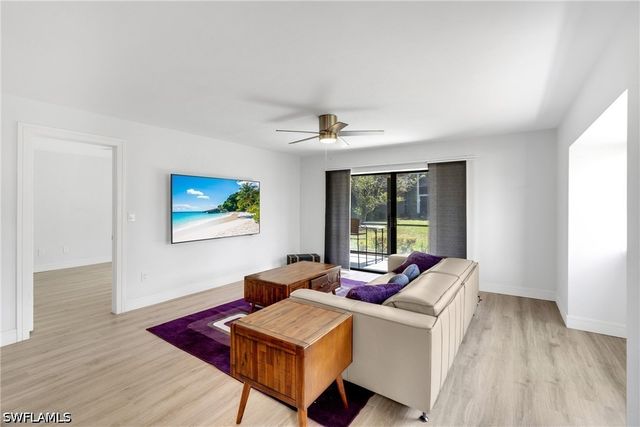 910 Vanderbilt Beach RD 315, Naples, FL 34108