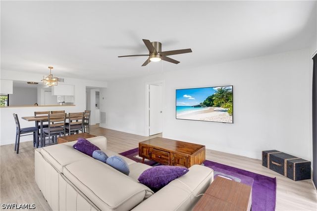 910 Vanderbilt Beach RD 315, Naples, FL 34108