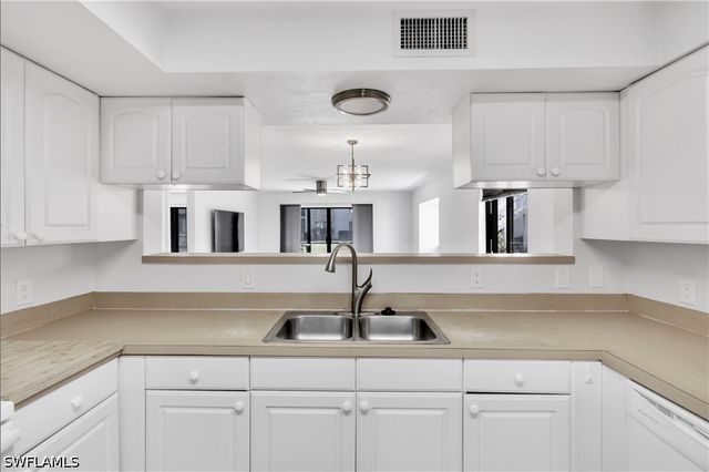 910 Vanderbilt Beach RD 315, Naples, FL 34108