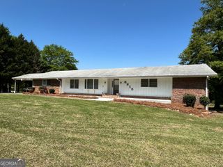 8315 Ridge Road, Fairburn, GA 30213
