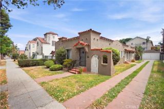 2472 Chestnut Avenue, Long Beach, CA 90806