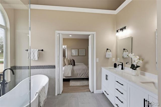 16038 Pierside Lane, Ellisville, MO 63021