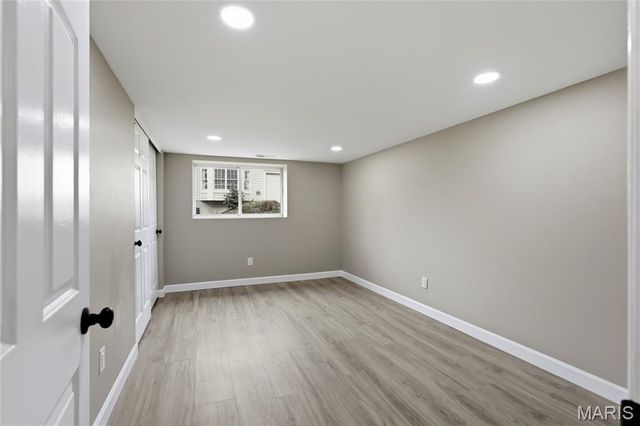 16038 Pierside Lane, Ellisville, MO 63021