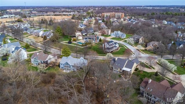 16038 Pierside Lane, Ellisville, MO 63021