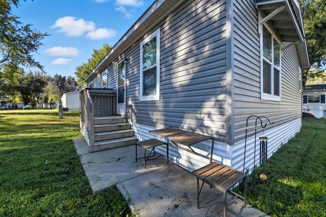 134 Anthony Drive 31, Lakeville, MN 55044