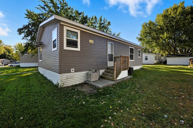 134 Anthony Drive 31, Lakeville, MN 55044