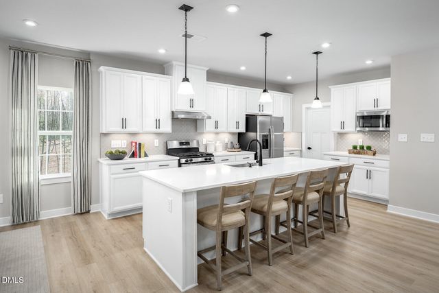 621 Glen Hollow Drive, Raleigh, NC 27604