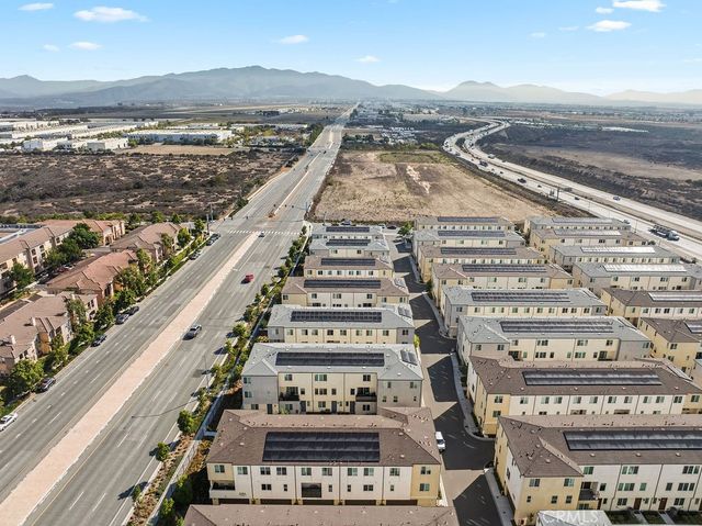 5464 Seacliff 25, San Diego, CA 92154