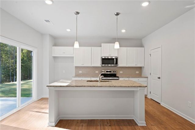 785 Summerwood Lane, Dawsonville, GA 30534
