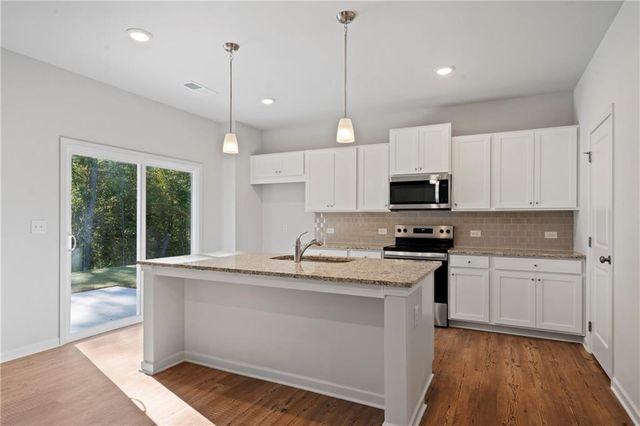 785 Summerwood Lane, Dawsonville, GA 30534