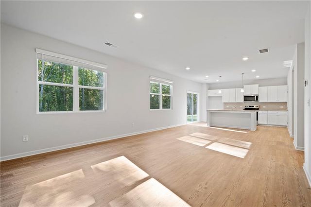 785 Summerwood Lane, Dawsonville, GA 30534