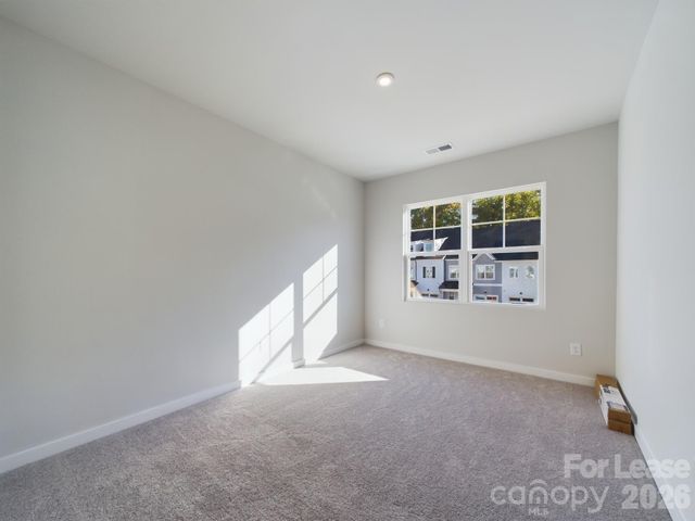 9525 Munsing Drive, Charlotte, NC 28269