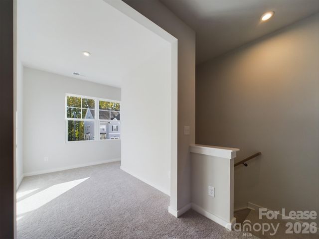 9525 Munsing Drive, Charlotte, NC 28269