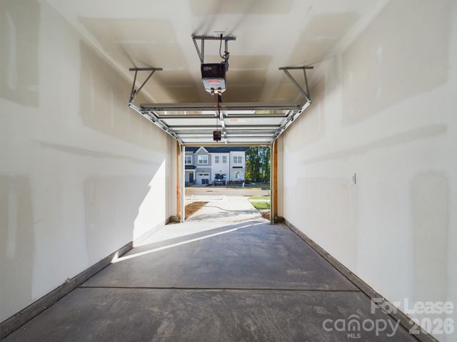 9525 Munsing Drive, Charlotte, NC 28269