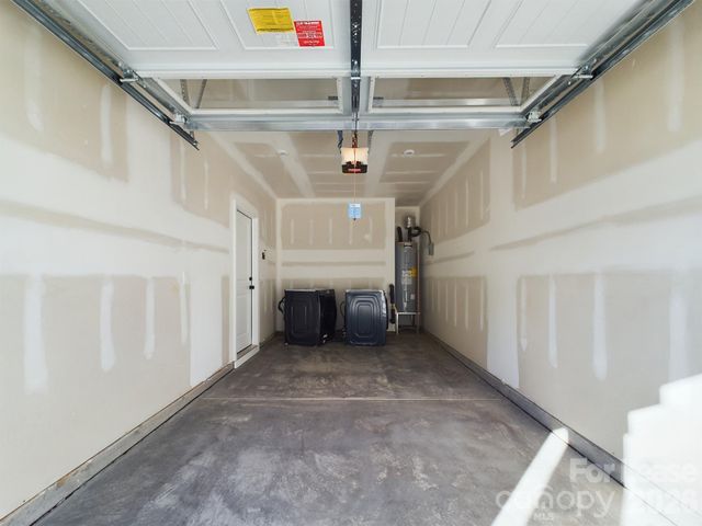 9525 Munsing Drive, Charlotte, NC 28269